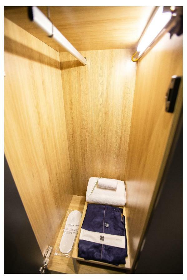Khan Hoang Capsule Hotel (Adults Only) Hanoi Exterior photo